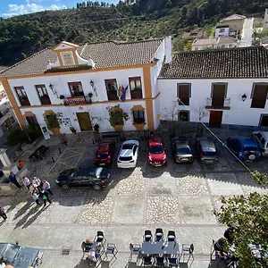 https://villa-balcon-de-la-plaza.es-andalucia.com